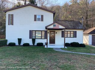 2149 Glendale Rd, Pittston, PA 18640