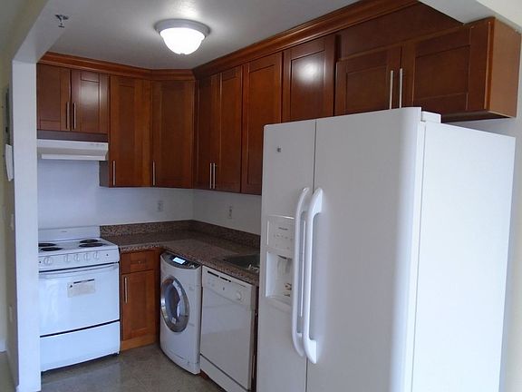 3rd image of 8411 Lander St APT 14