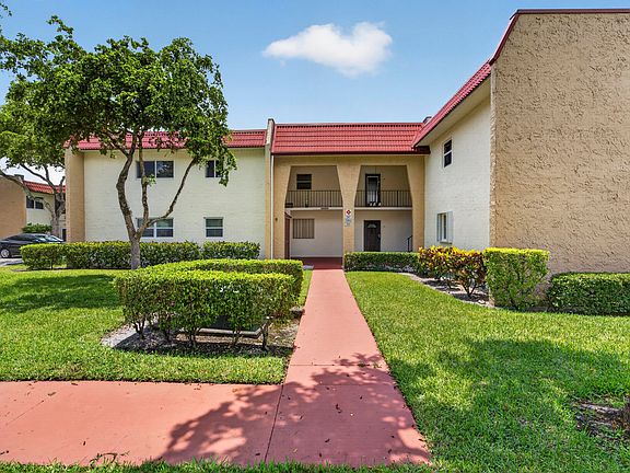 3rd image of 355 Lake Frances Drive