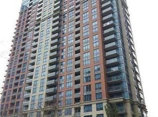 25 Viking Ln Unit 351, Toronto, ON M9B 0A1