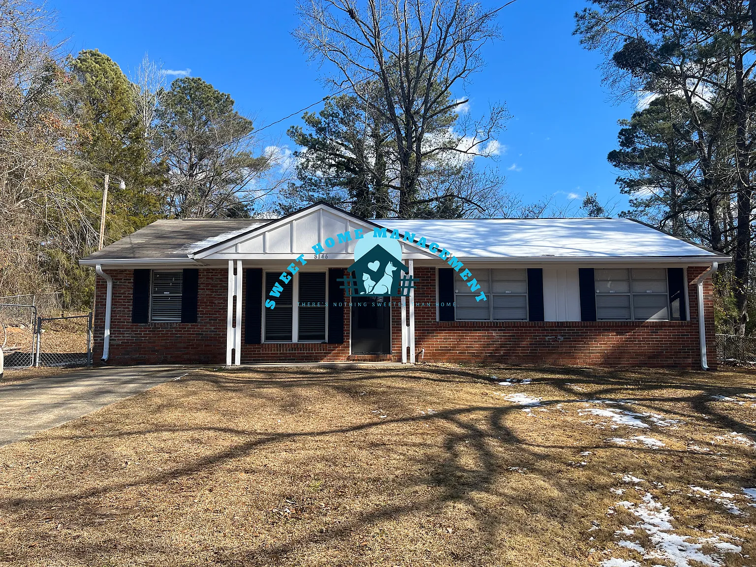 8146 Twin Chapel Dr — Photo 1
