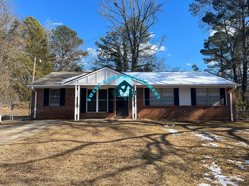 8146 Twin Chapel Dr
