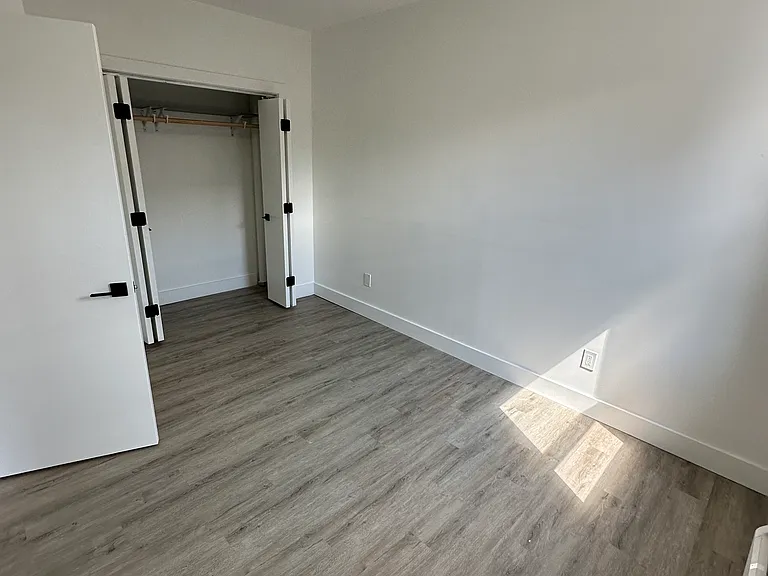 1260 Main St #102 — Photo 12