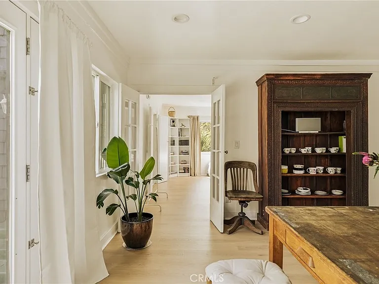 5924 Hayes Ave — Photo 10