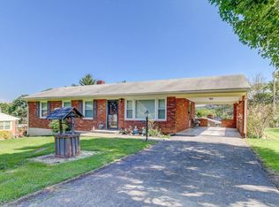 4201 Sharolyn Dr, Roanoke, VA 24018
