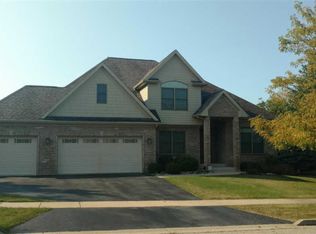 684 Red Deer Trl, Belvidere, IL 61008