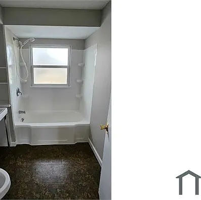 1893 E 31st St — Photo 34