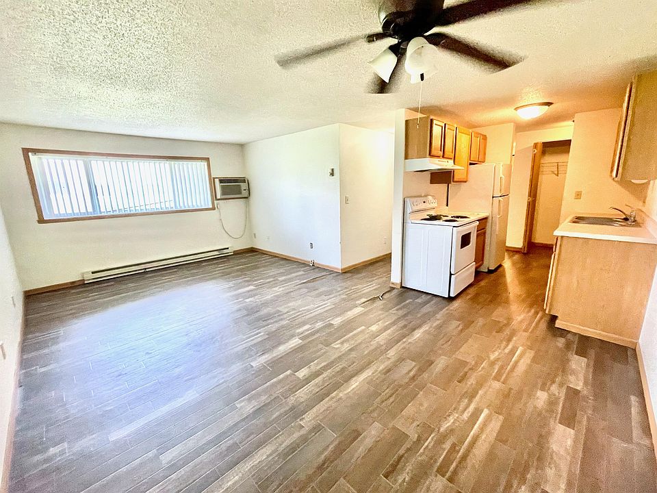 1st image of 2409 4th Ave N #4