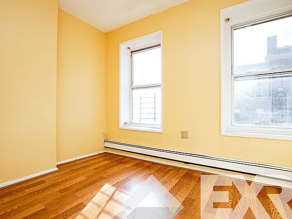 5th image of 980 Bedford Ave APT 4