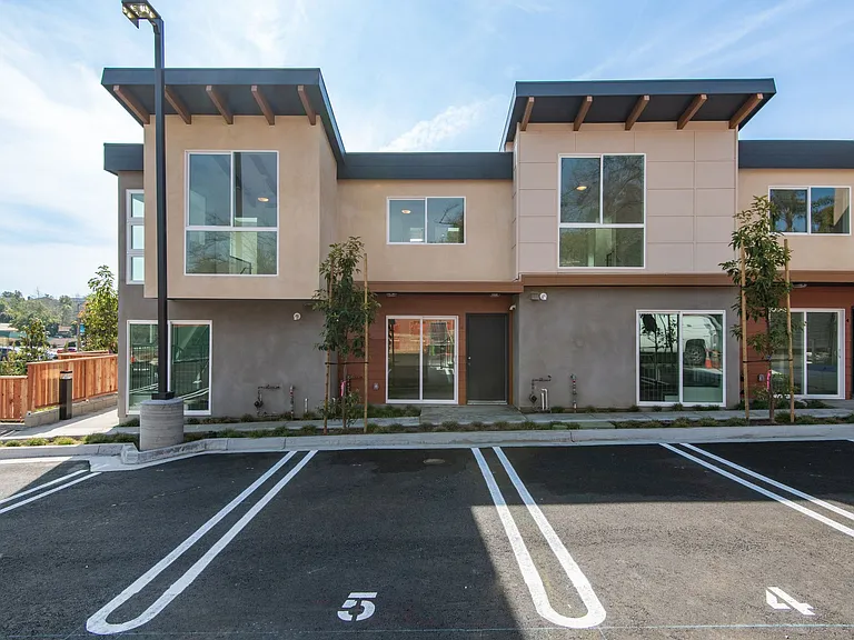 Now Leasing! Brand New Townhome Apartments in Vista — Photo 10
