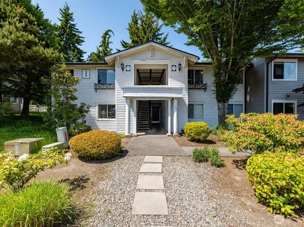 15415 35th Avenue W #J101, Lynnwood, WA 98087