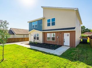 5836 Eastland St, Fort Worth, TX 76119