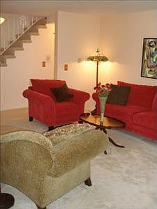 4th image of 16 E Lillian Ave APT 2D