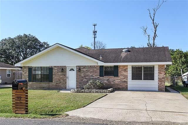 1st image of 529 Camellia Ave