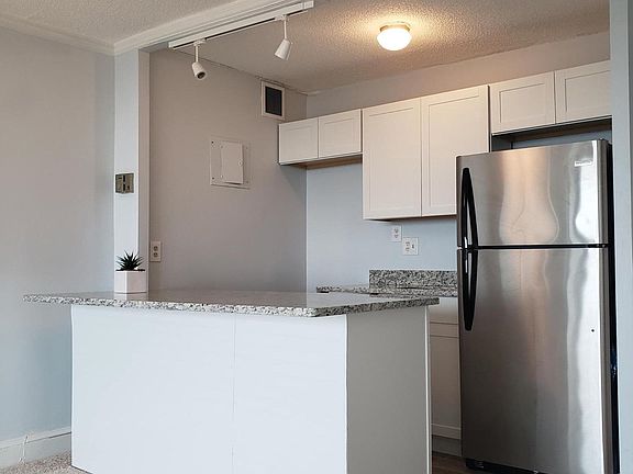 3rd image of 2500 N Van Dorn St APT 909