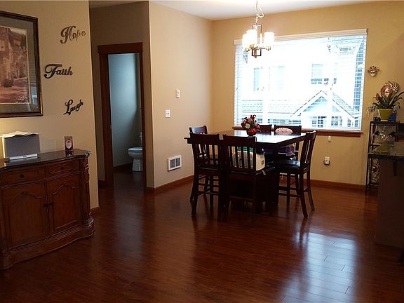 5th image of 23812 Cedar Ct #K