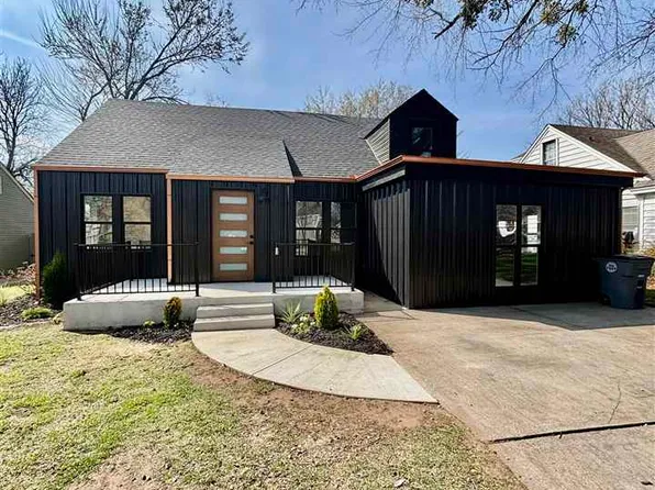 1122 NW Laird Ave, Lawton, OK 73507