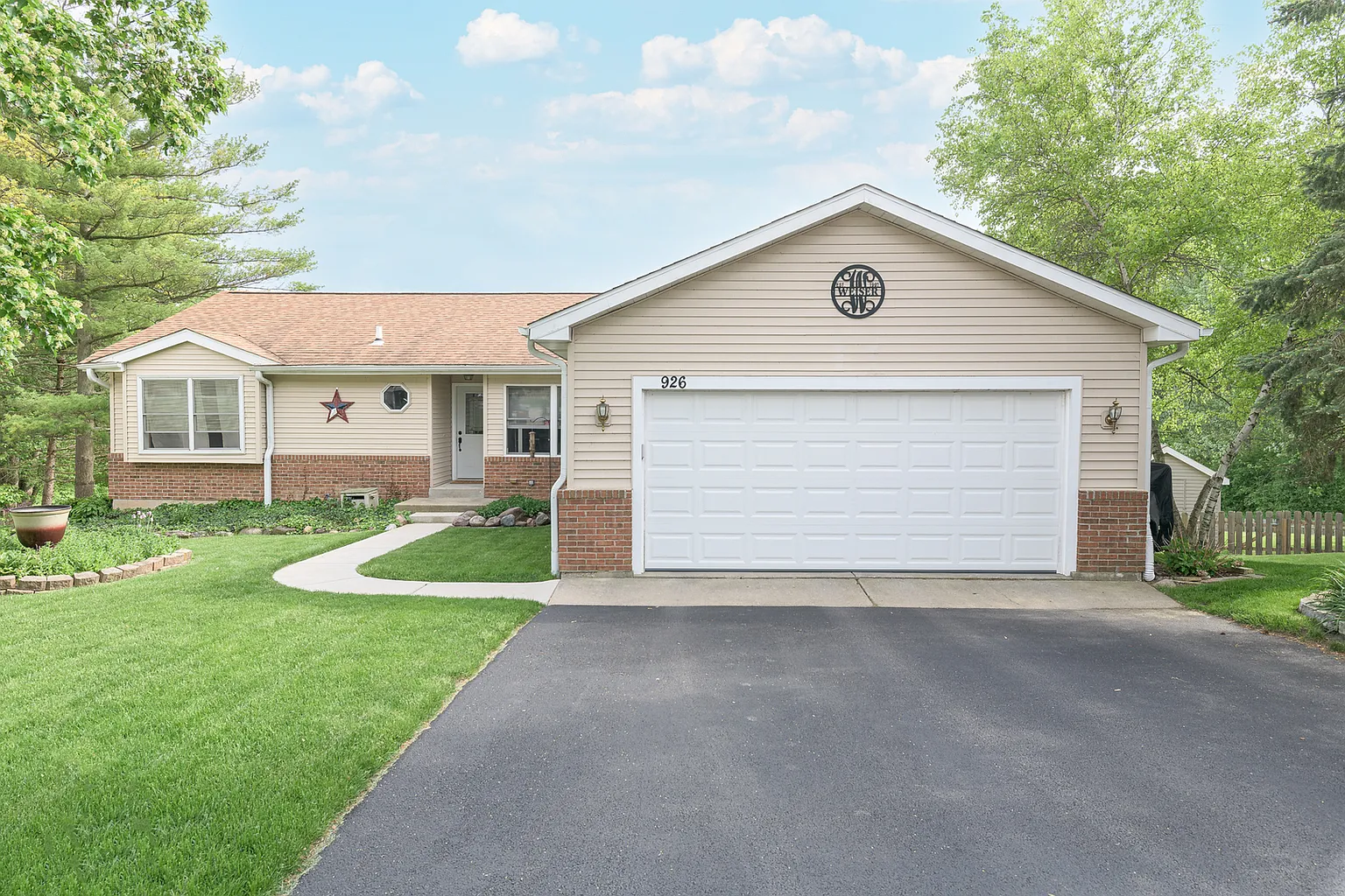 926 Summer Hill Ct photo 1
