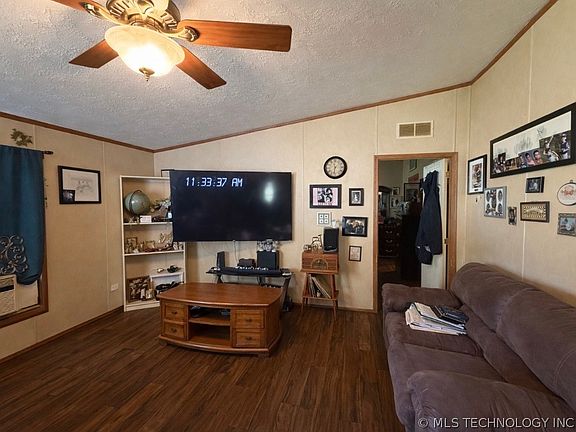 5th image of 715 Vango Rd