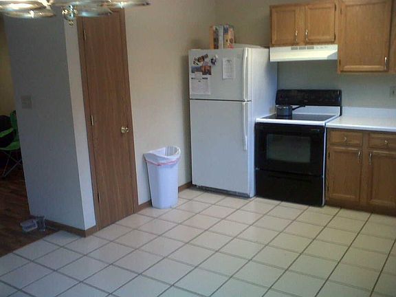 3rd image of 1554 Fairway Dr