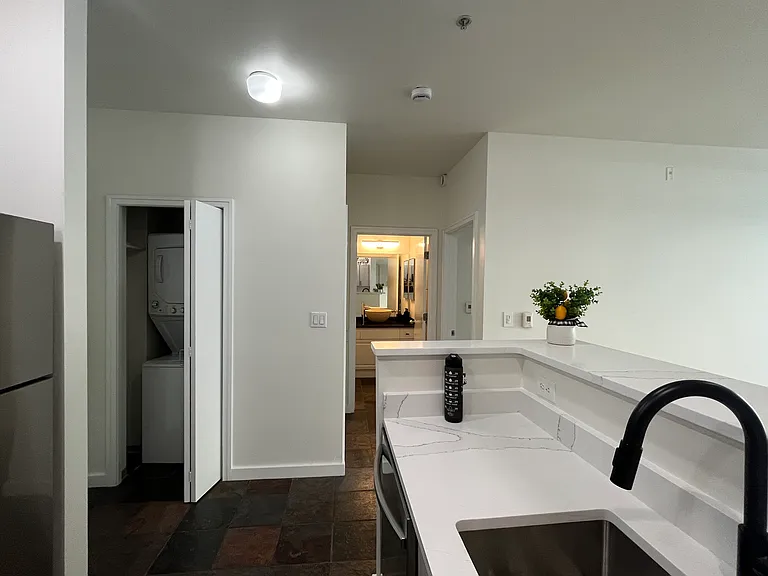 2414 1st Ave #320 — Photo 5