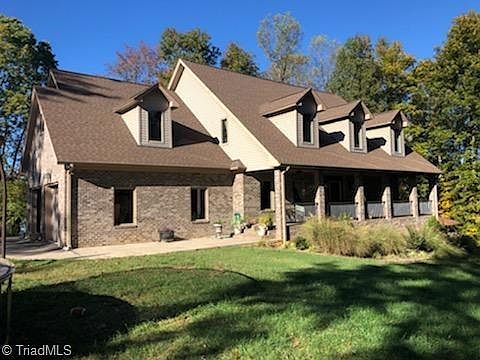 1st image of 441 Blythe Dr