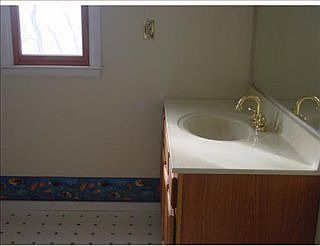 3rd image of 6334 Crestview Dr