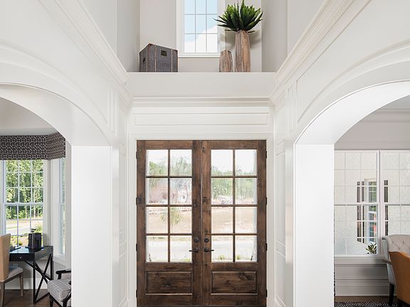 Example Photo - Foyer