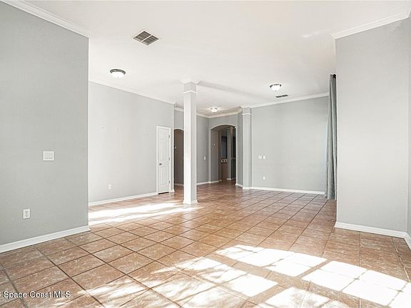 5th image of 2716 Wortham Ln
