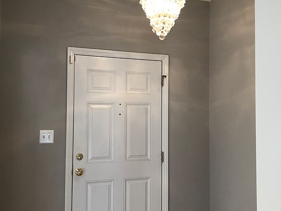 Front door & foyer.