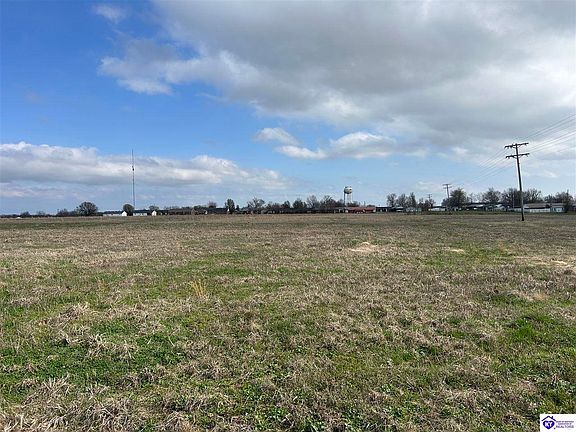 3rd image of 146 Fred Phillips Rd