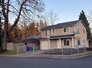 824 SE 135th Ave #A, Portland, OR
