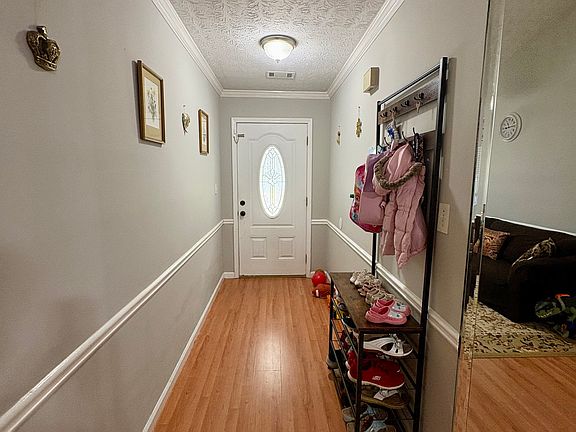 3rd image of 7651 Antebellum Ln