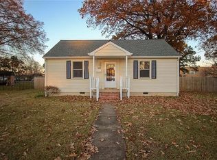 6122 Grayson Ave, Newport News, VA 23605