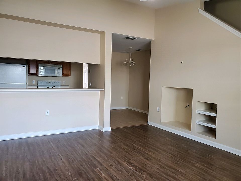 1st image of 2738 W Tharpe St APT 2203