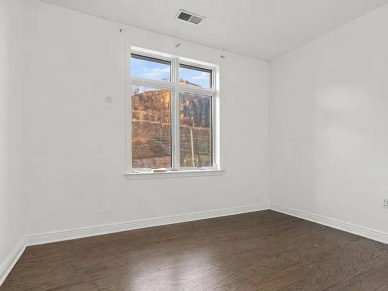 7400 River Rd #442 — Photo 9