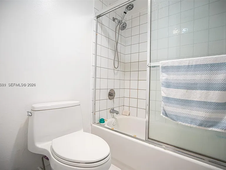 3701 N Country Club Dr #902 — Photo 17