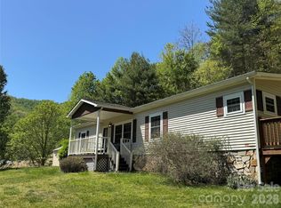 942 Fisher Branch Rd, Marshall, NC 28753