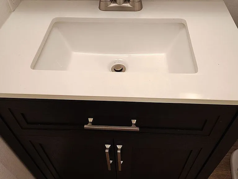 885 NE Sunset St #11 — Photo 19