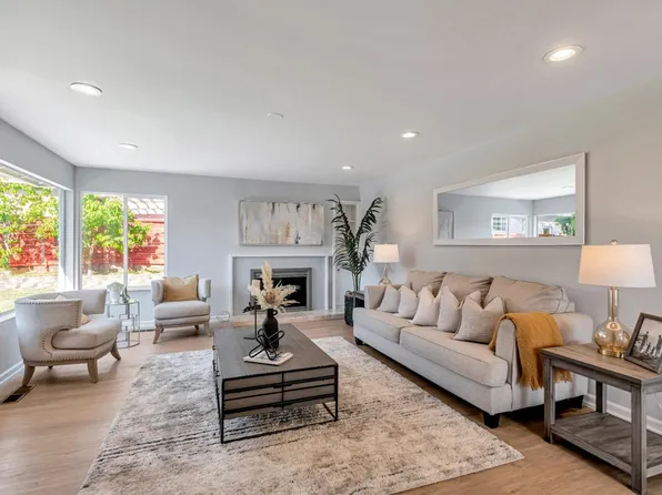 2622 Martinez Dr, Burlingame, CA 94010