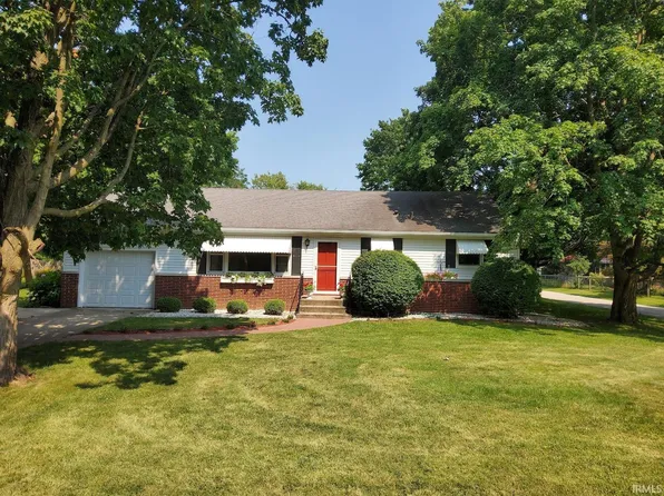 1016 S 13th St, Goshen, IN 46526