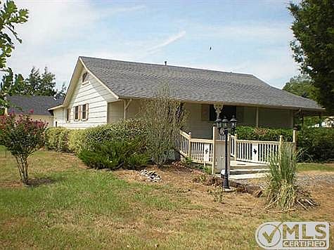 1st image of 1100 County Road 3106