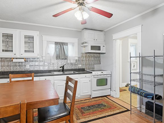 5th image of 434 Cedar Ave