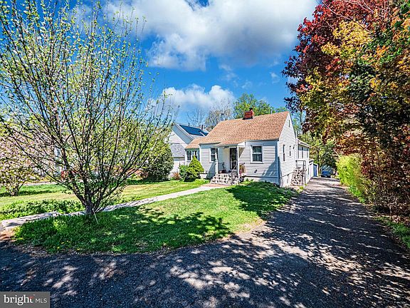 4th image of 2923 Fairhill Rd