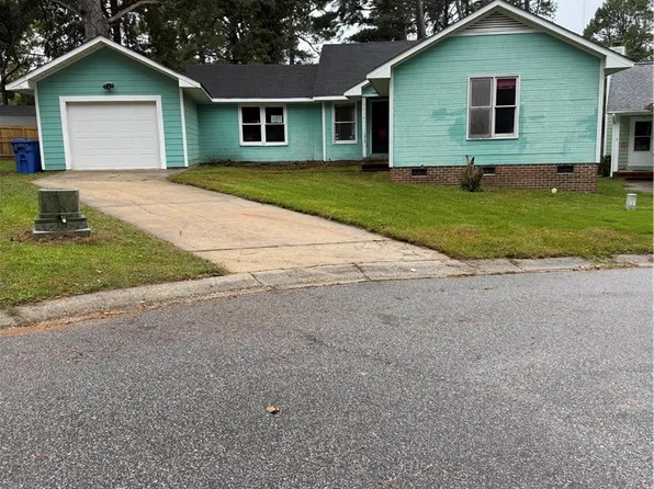 3219 Varrene St, Fayetteville, NC 28303