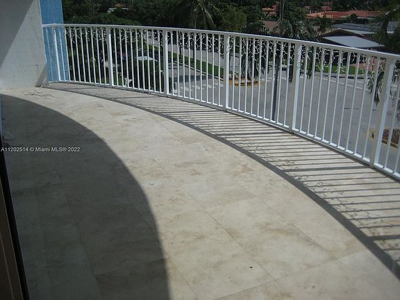 5th image of 1555 N Treasure Dr APT 313