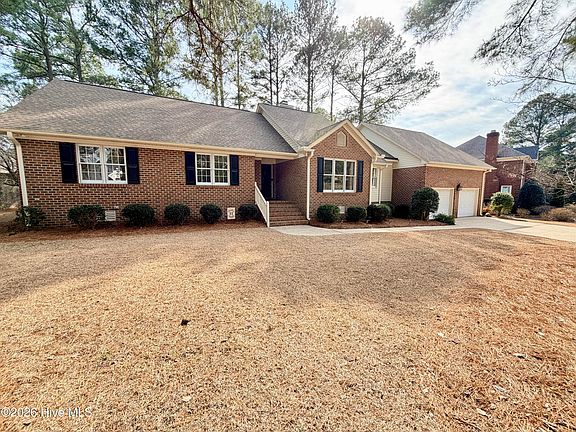 2nd image of 4927 Country Club Drive N