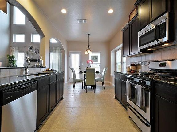 5th image of 5852 Mantalcino Dr