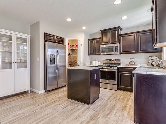 4th image of 9866 Gabriels Way Unit 28