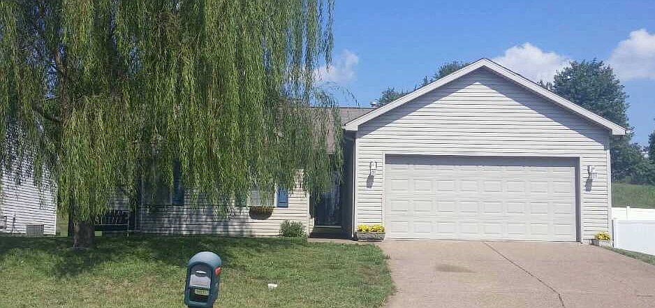 1st image of 7729 Miranda Dr